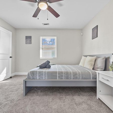 Cozy 2-Bedroom Retreat W/Wi-Fi & Keurig Coffee アトランタ エクステリア 写真