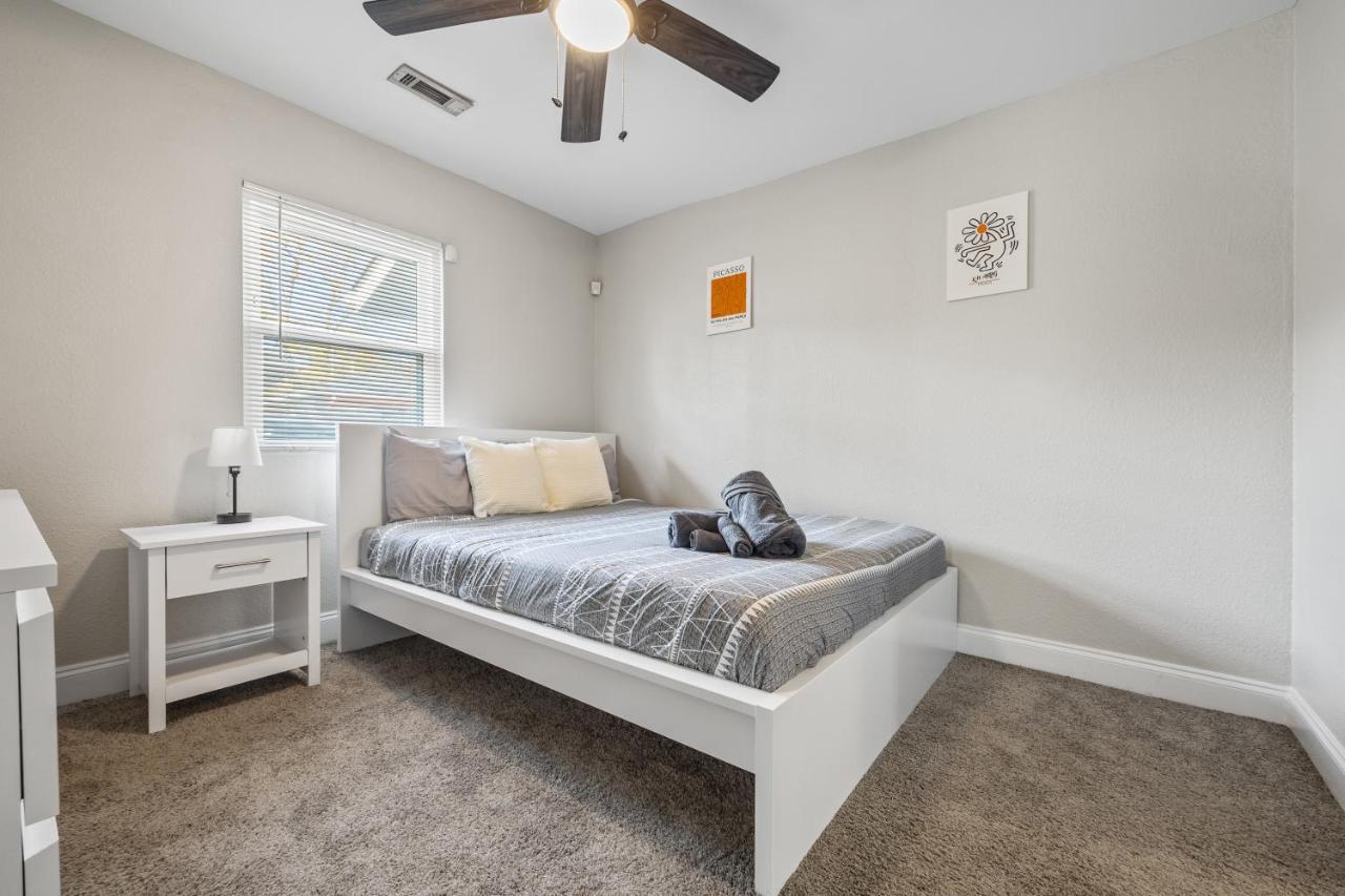 Cozy 2-Bedroom Retreat W/Wi-Fi & Keurig Coffee アトランタ エクステリア 写真